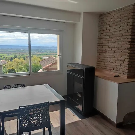 Maison Au Calme Pour 8 Personnes A 2 Pas Du Chateau D Anjou